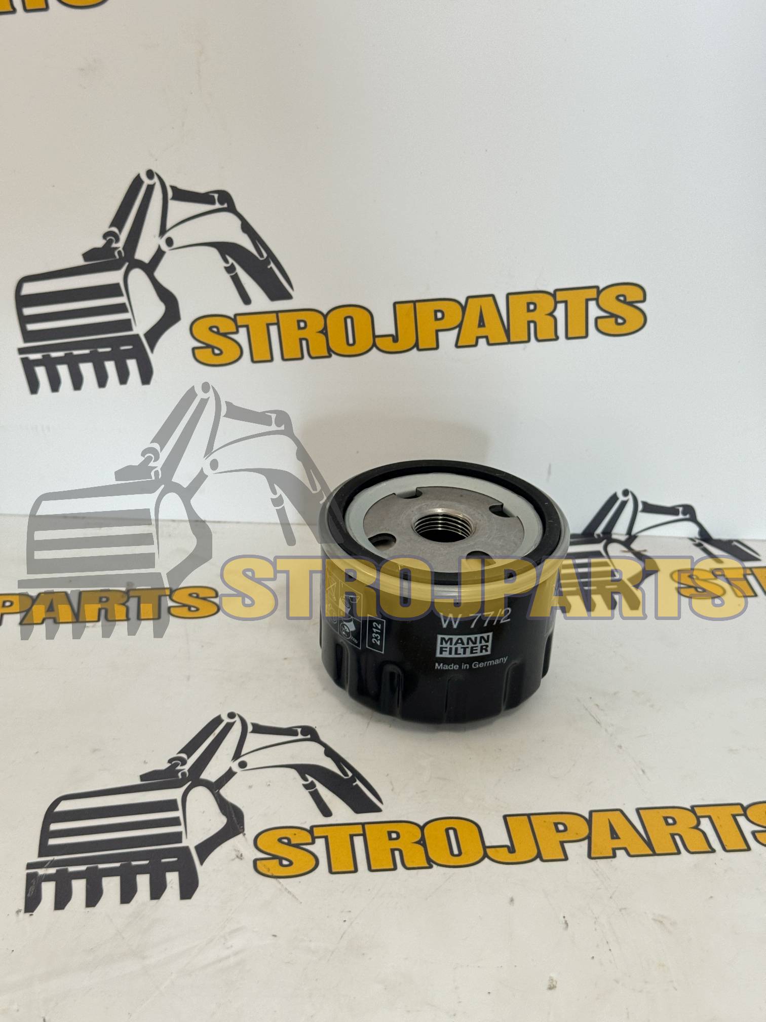 OLEJOVÝ FILTR MOTORU