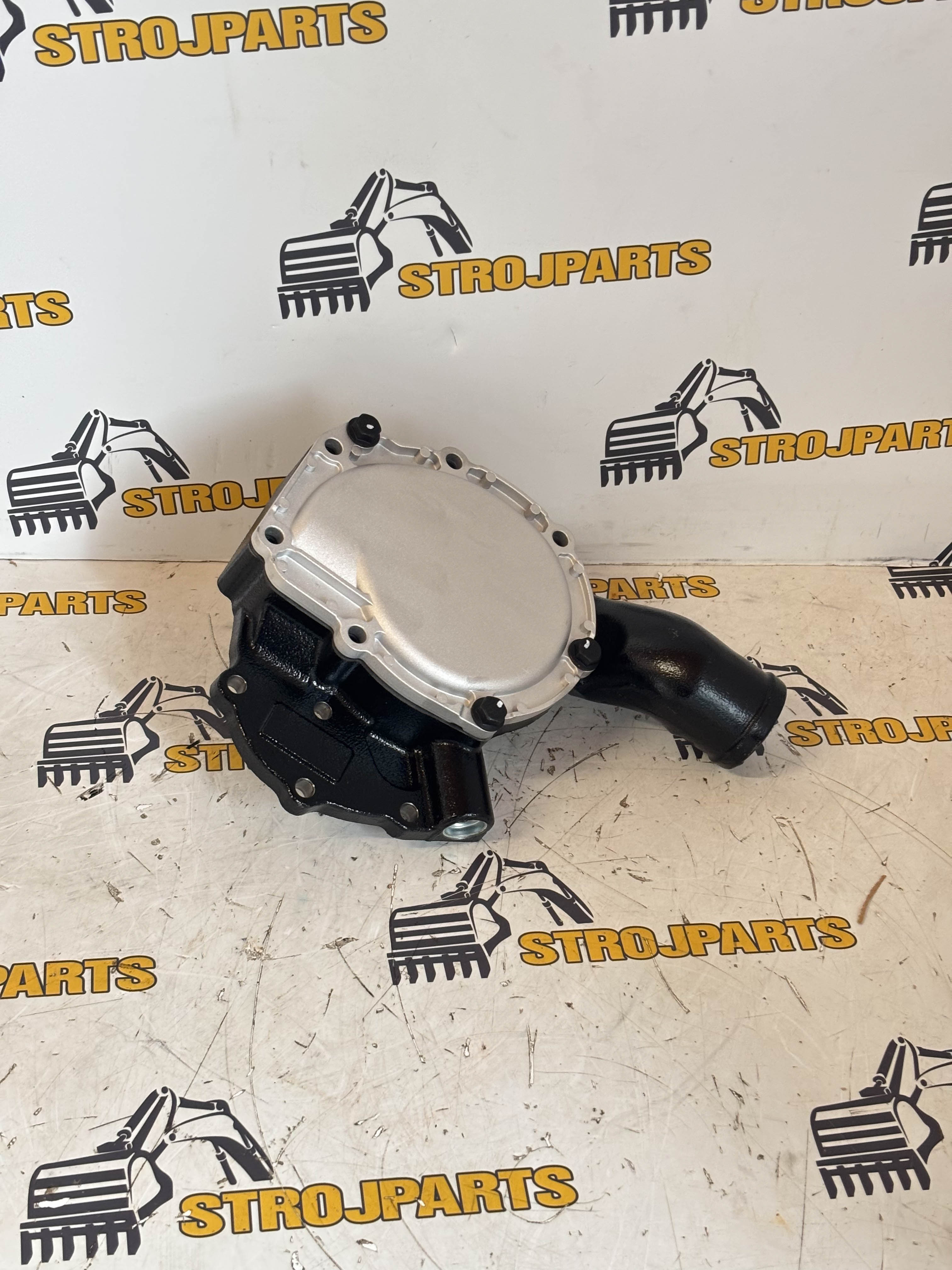 VODNÍ PUMPA – 02/202480 JCB, CATERPILLAR, MASSEY FERGUSON