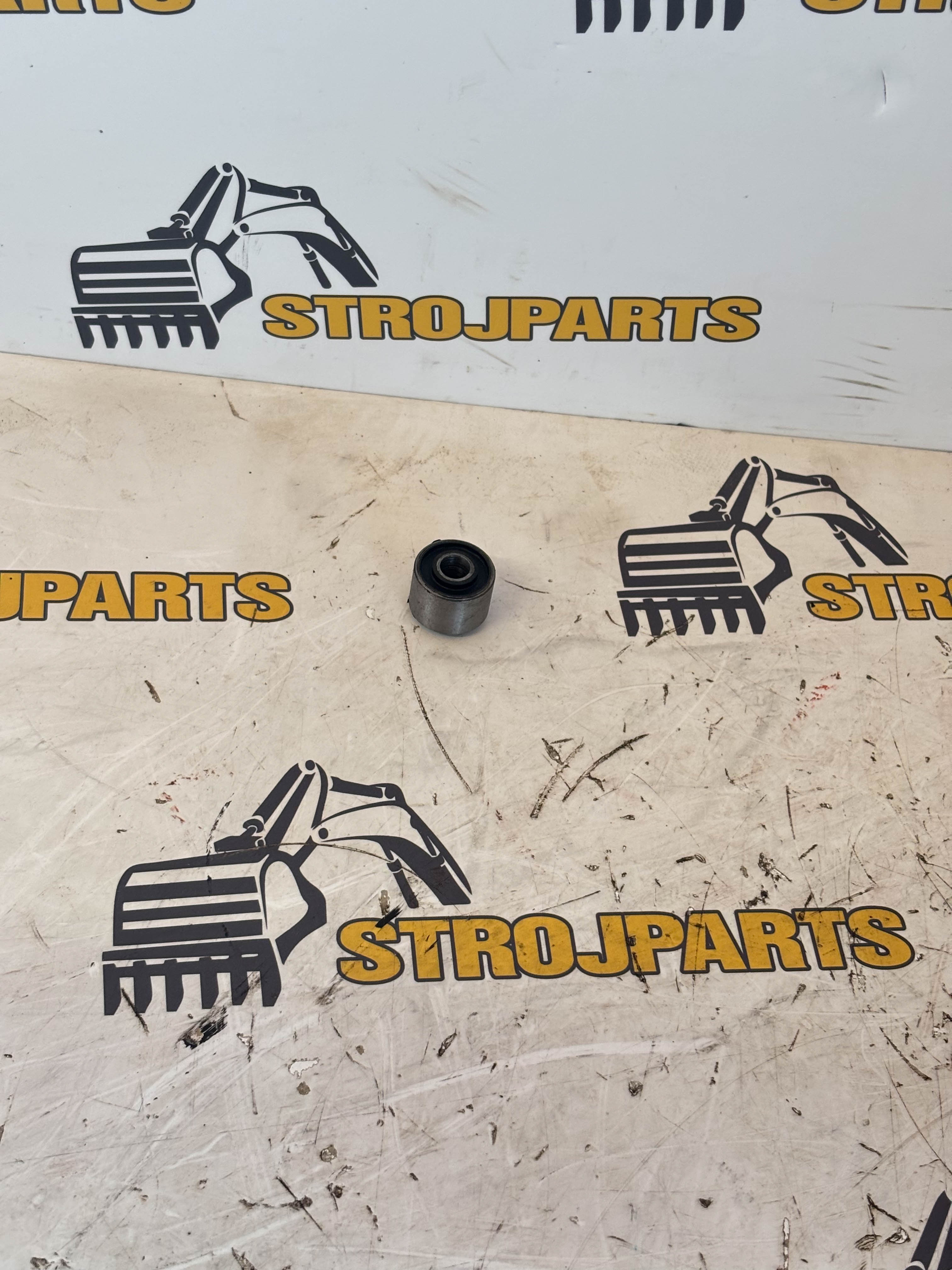 SILENTBLOK SPOJKY ČERPADLA RC10142630 KUBOTA