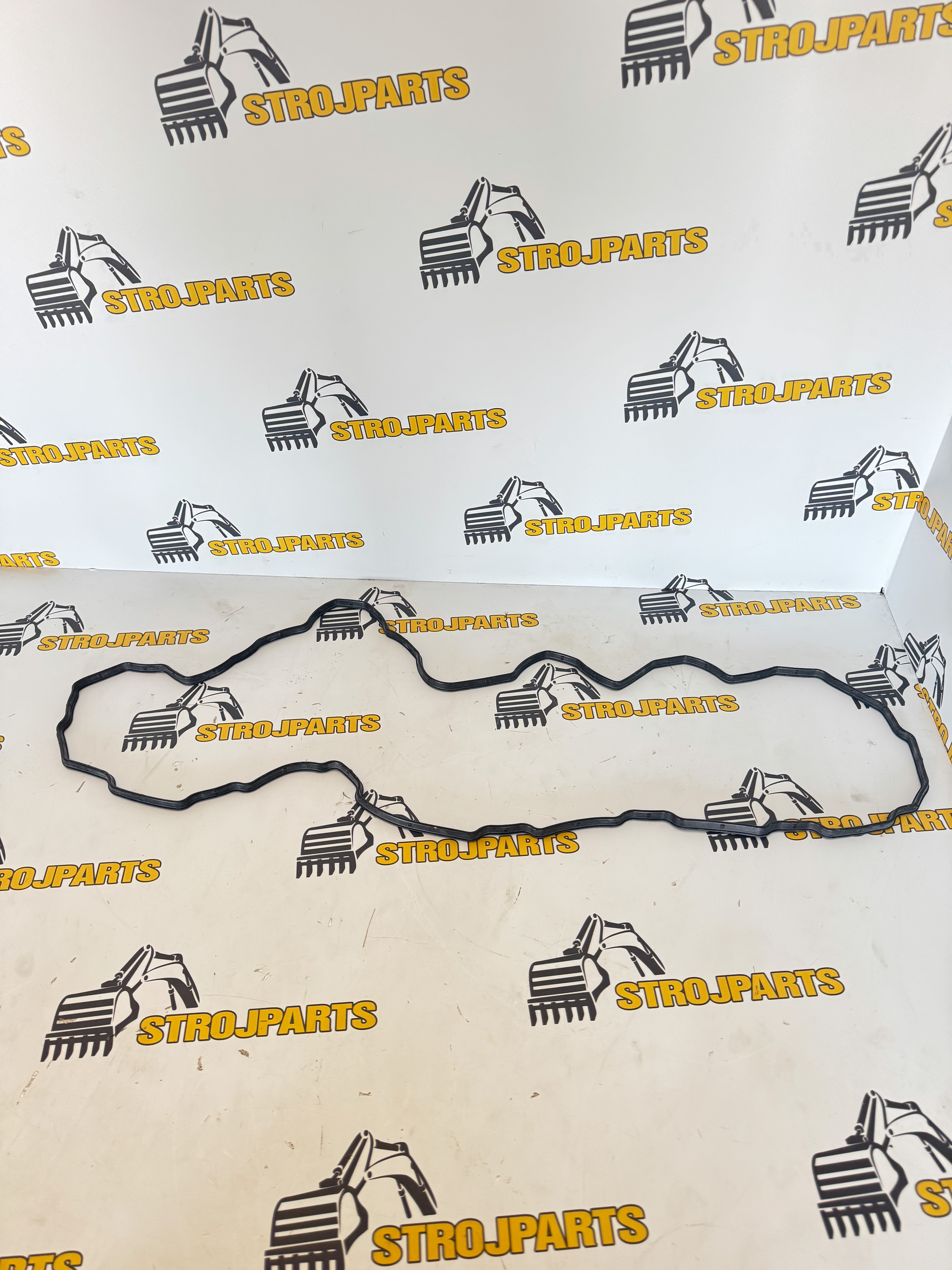 TĚSNĚNÍ VÍKA VENTILU