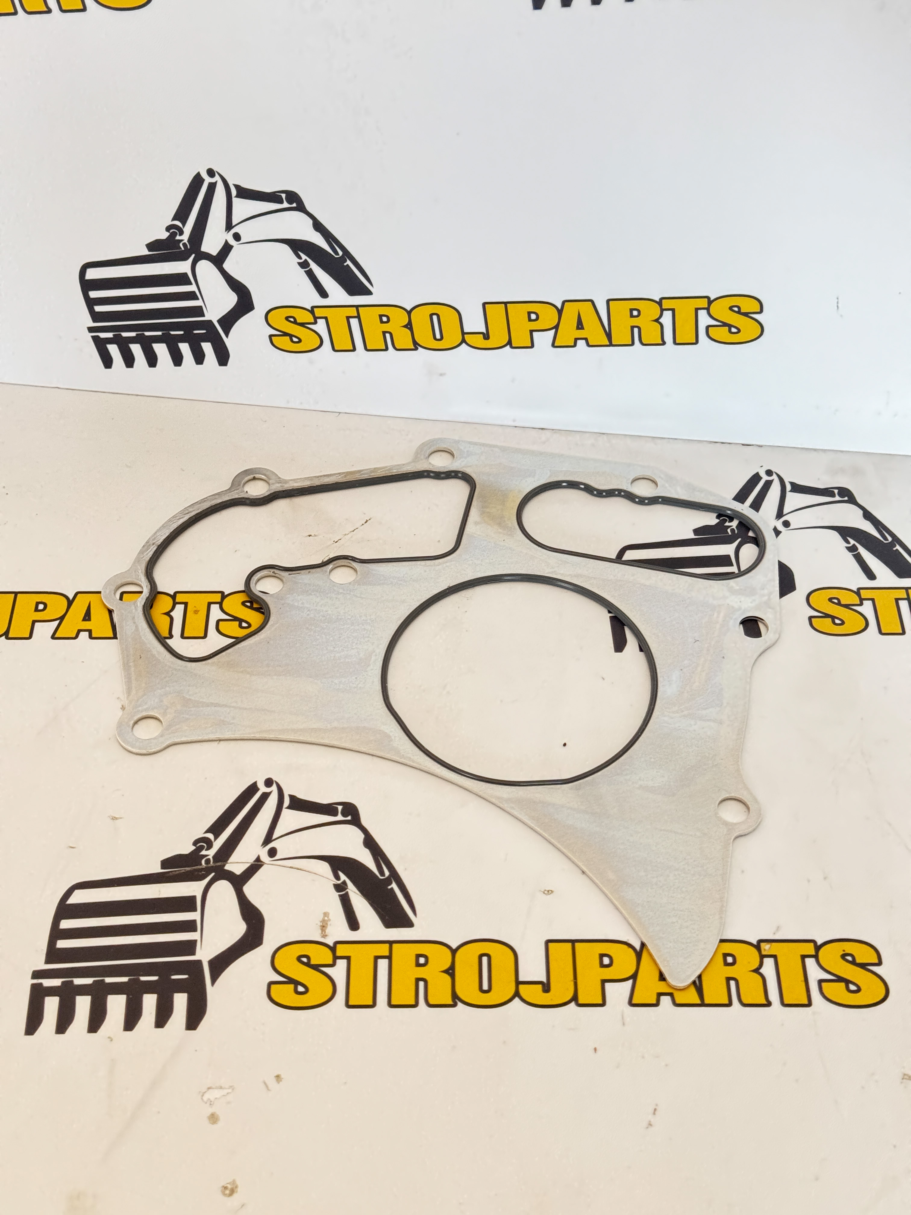 TĚSNĚNÍ VODNÍ PUMPY