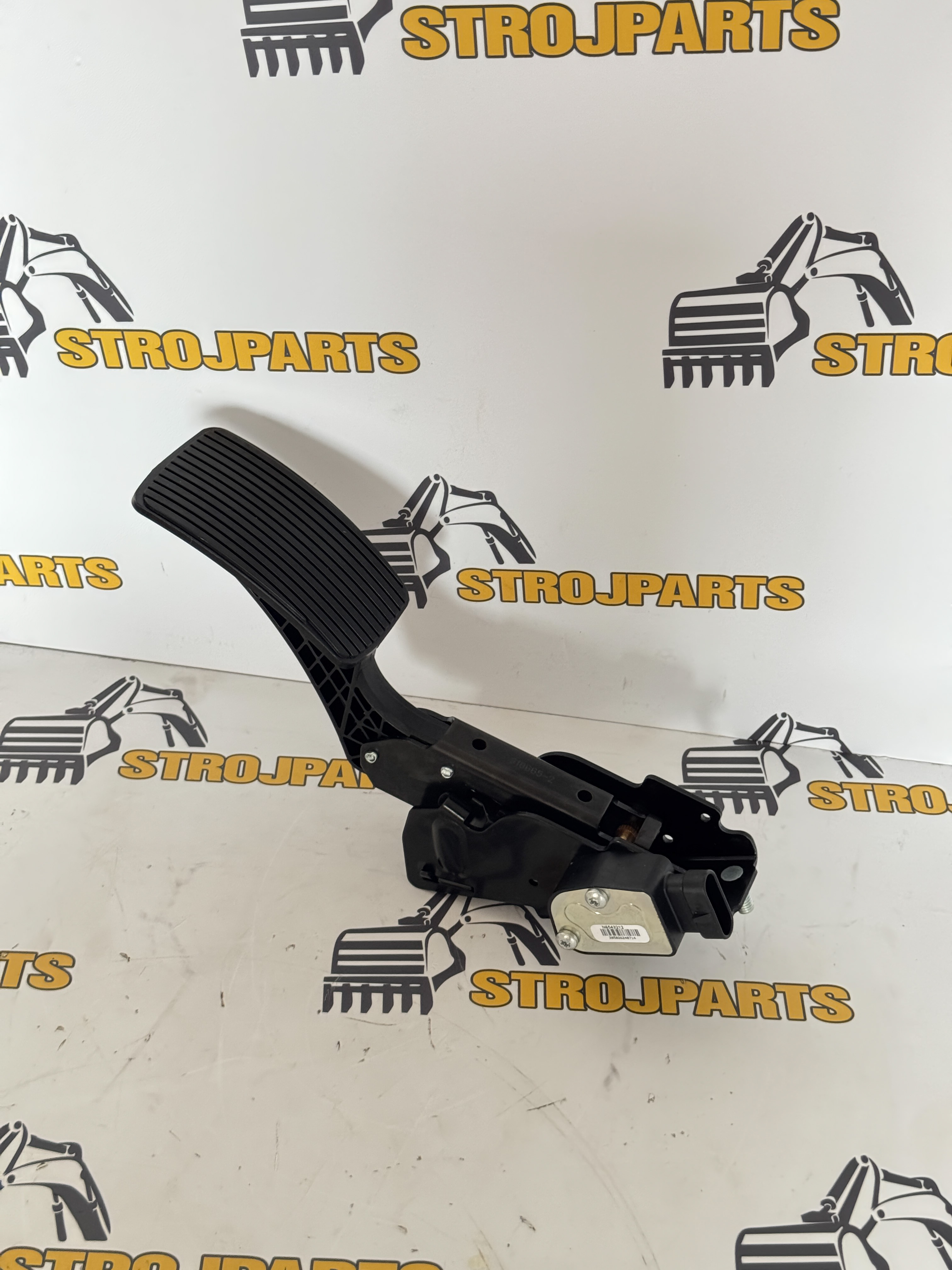 ELEKTRONICKÝ PLYNOVÝ PEDÁL