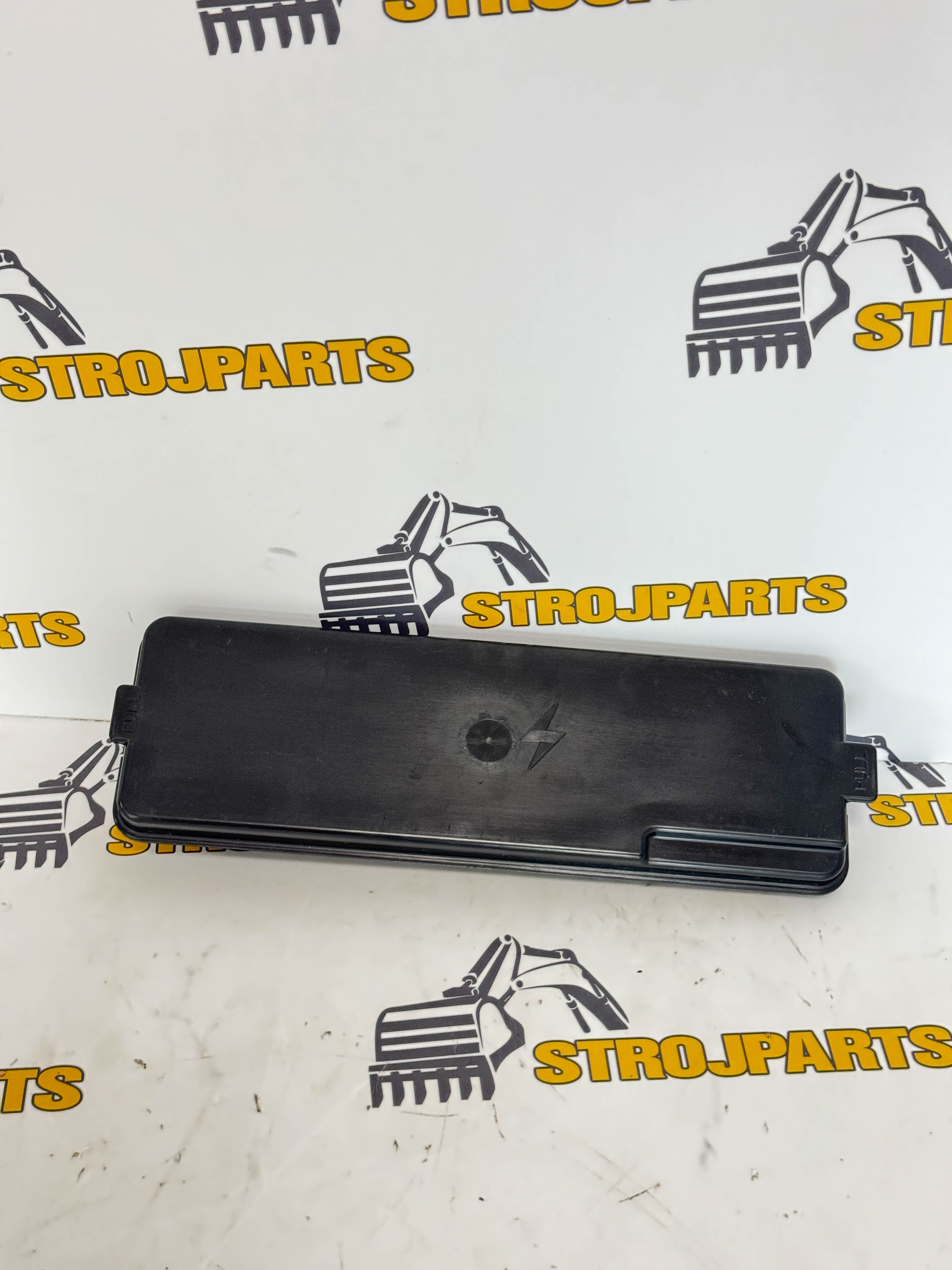 KRYT POJISTKOVÉ SKŘÍNĚ