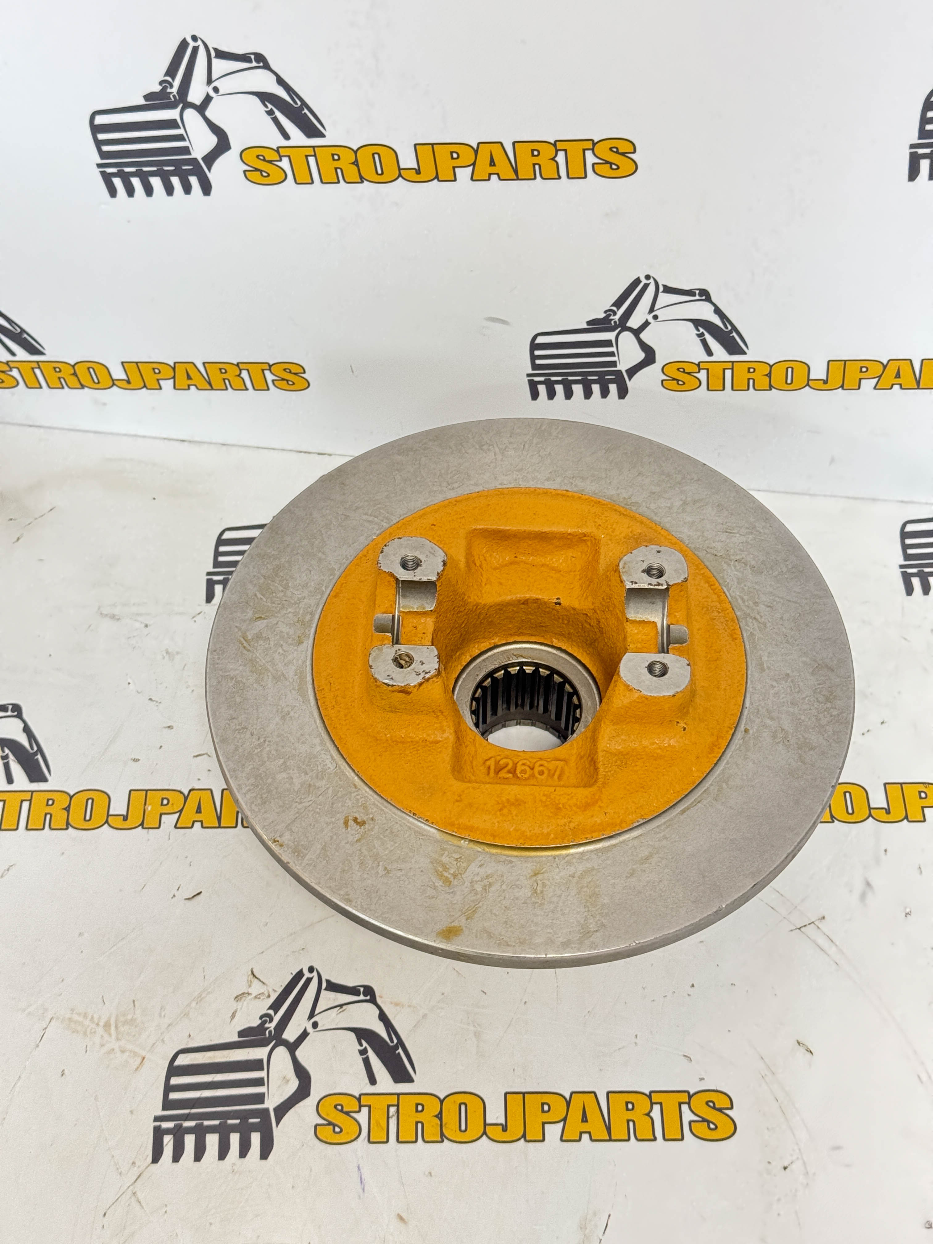 UNAŠEČ S BRZDOVÝM KOTOUČEM