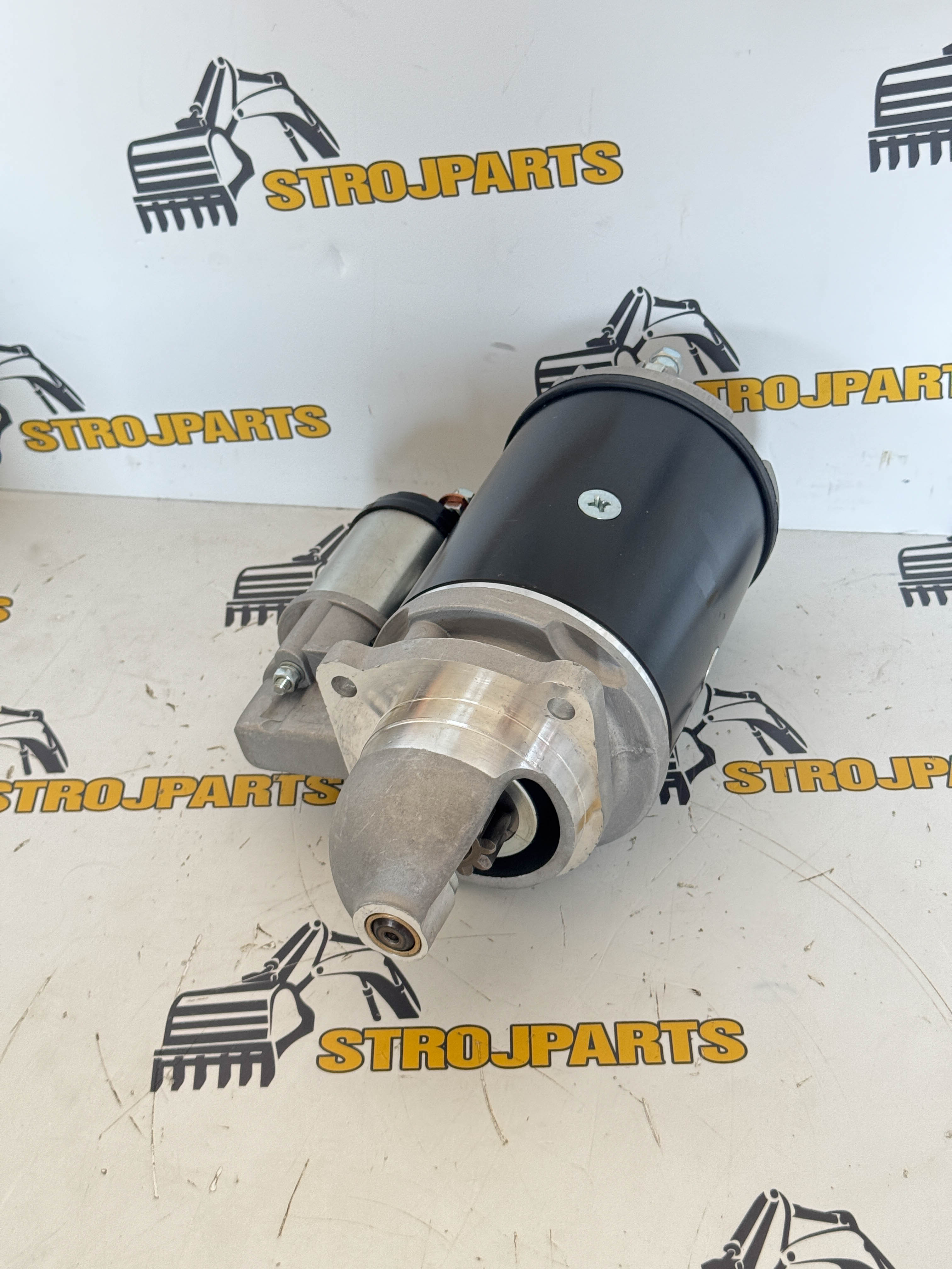 STARTÉR 12V