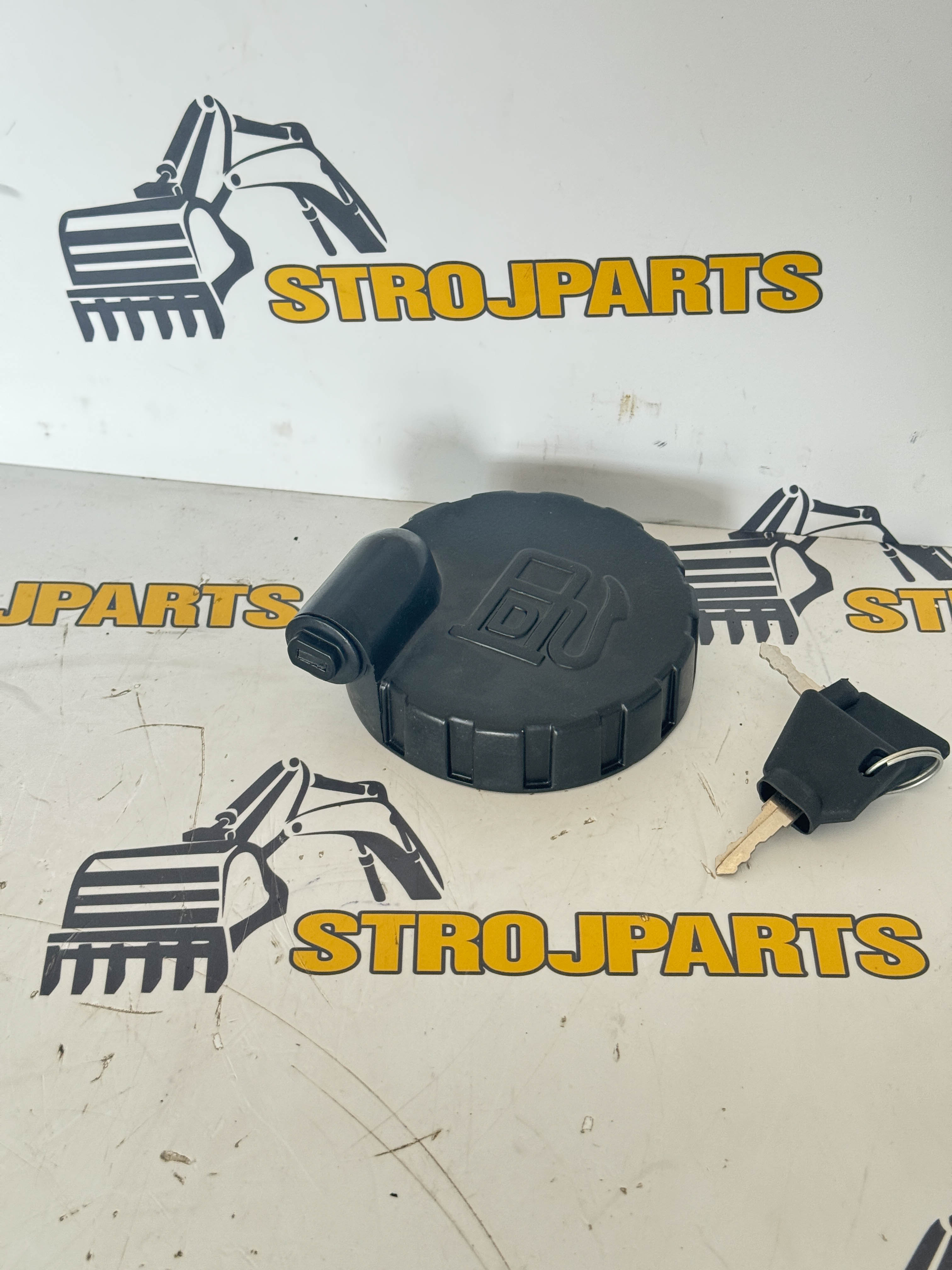 VÍČKO PALIVOVÉ NÁDRŽE