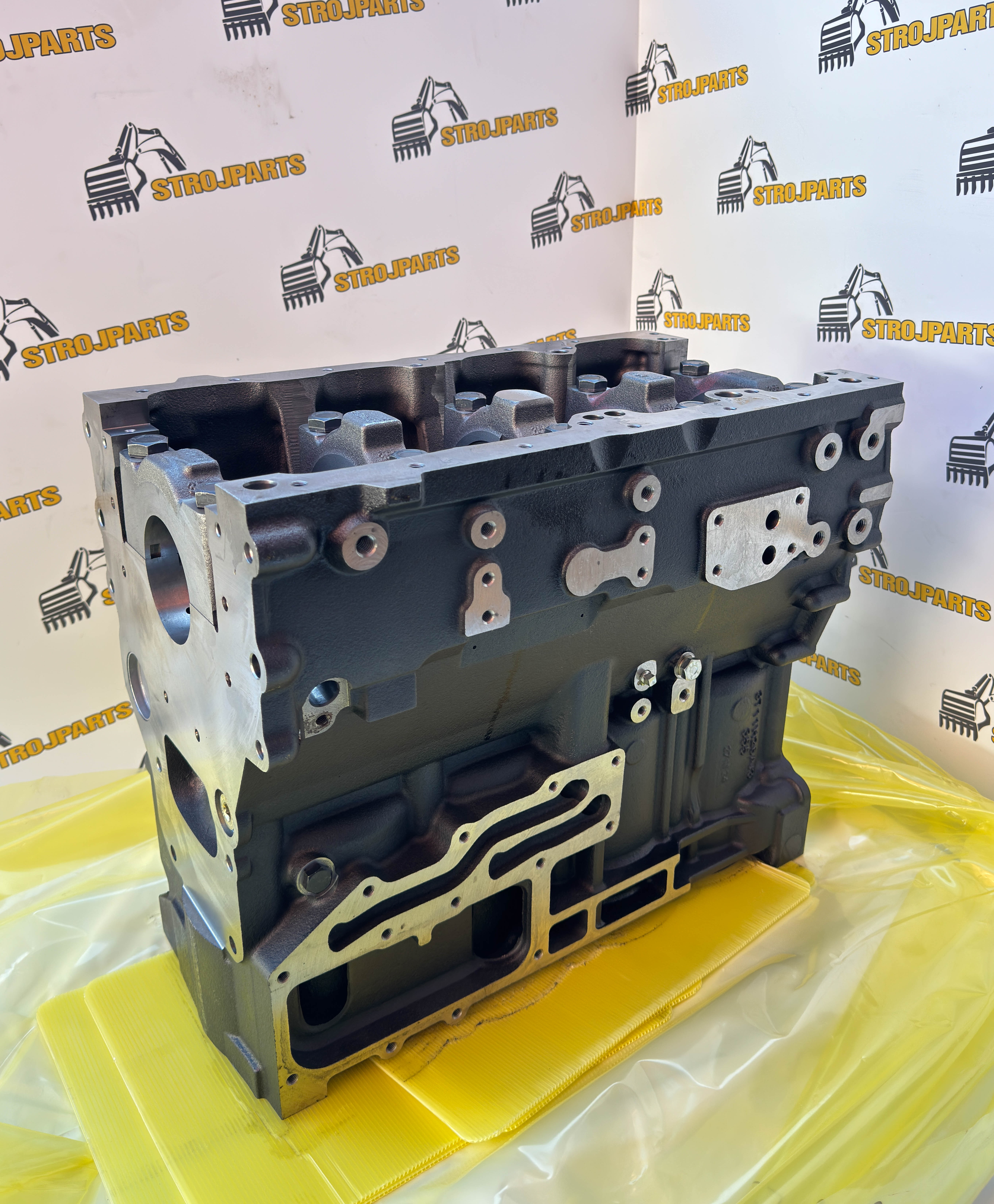 BLOK MOTORU C4.4 CAT