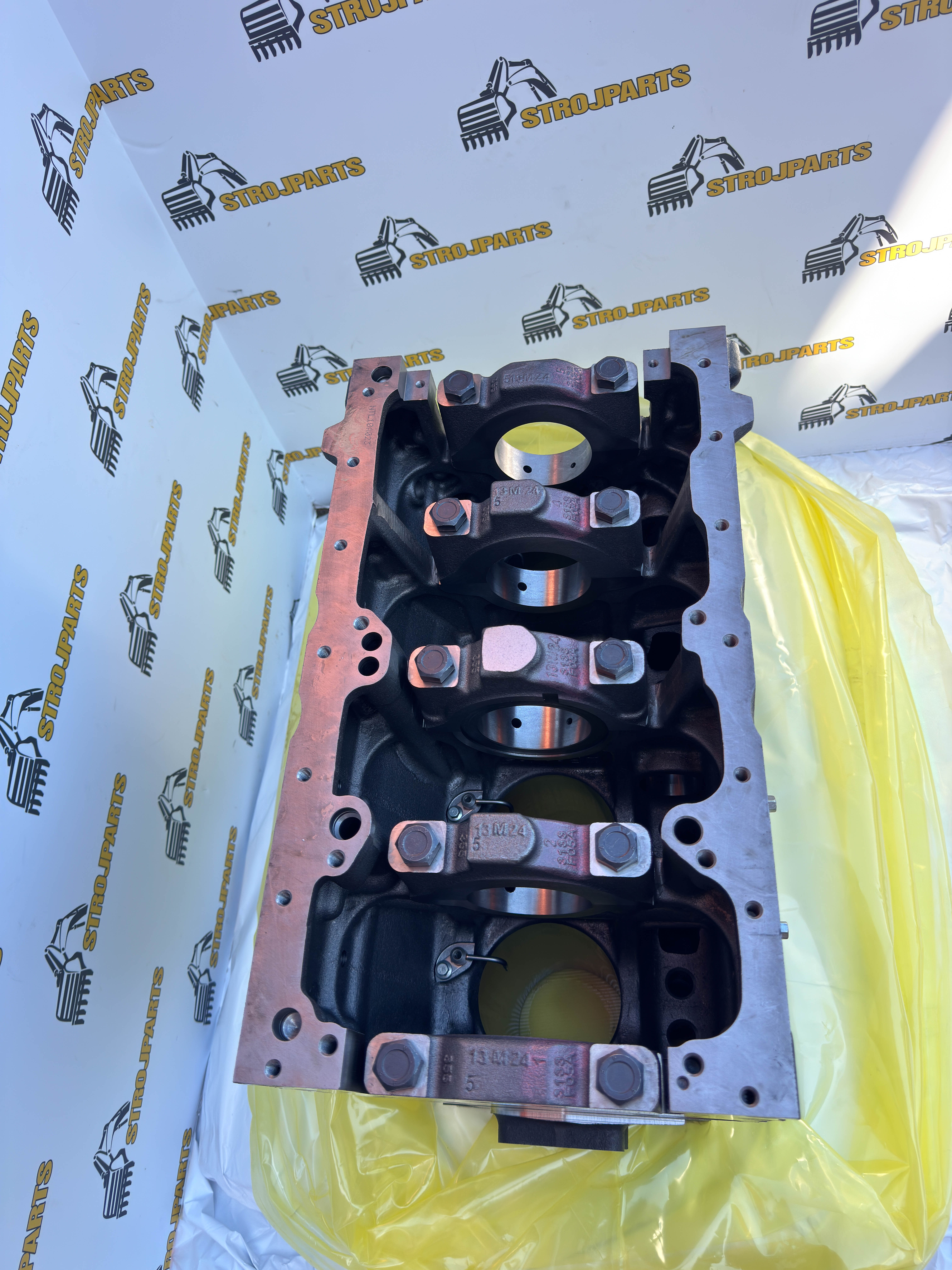 BLOK MOTORU C4.4 CAT