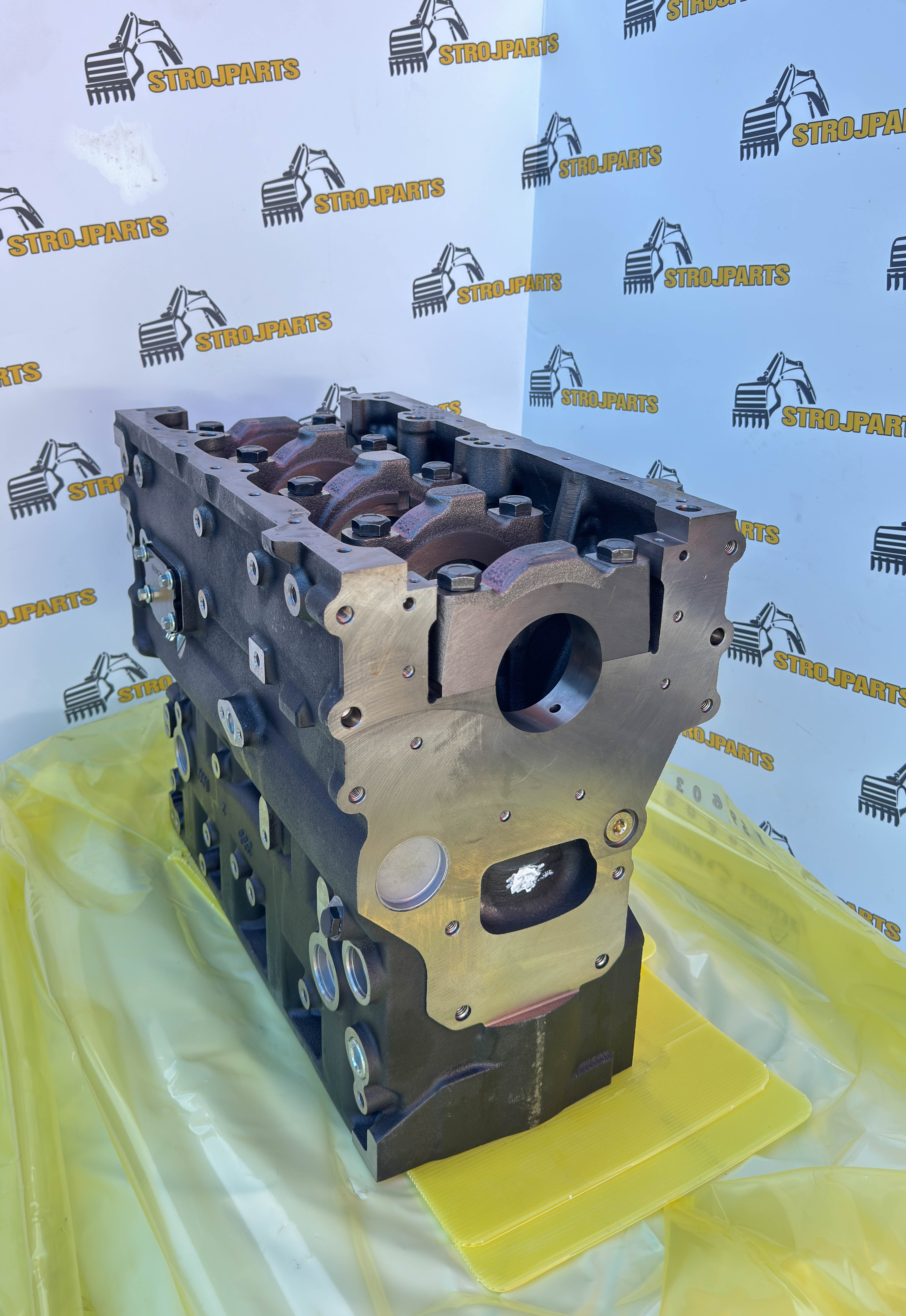 BLOK MOTORU C4.4 CAT