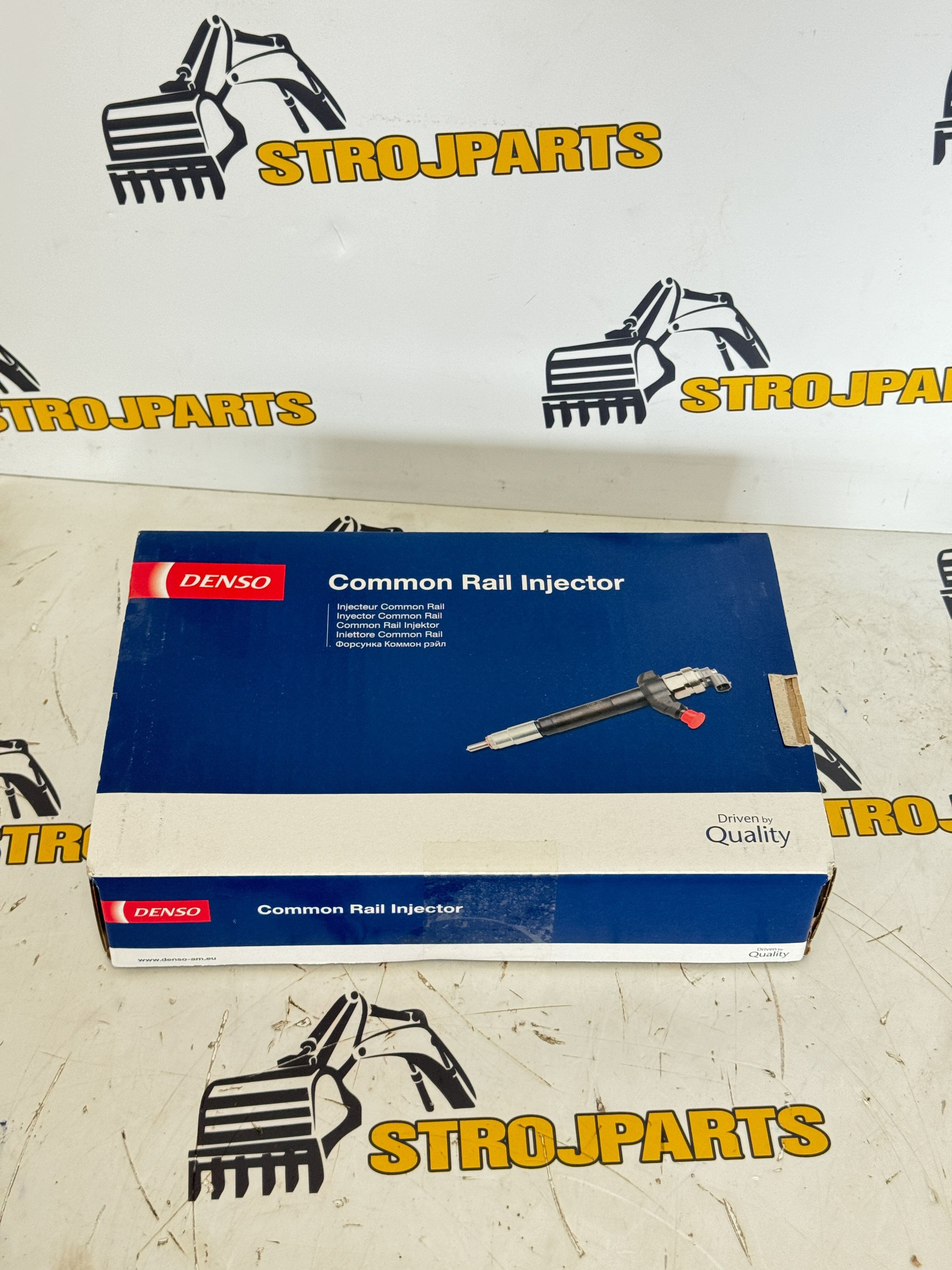 VYSOKOTLAKÝ VSTŘIKOVAČ