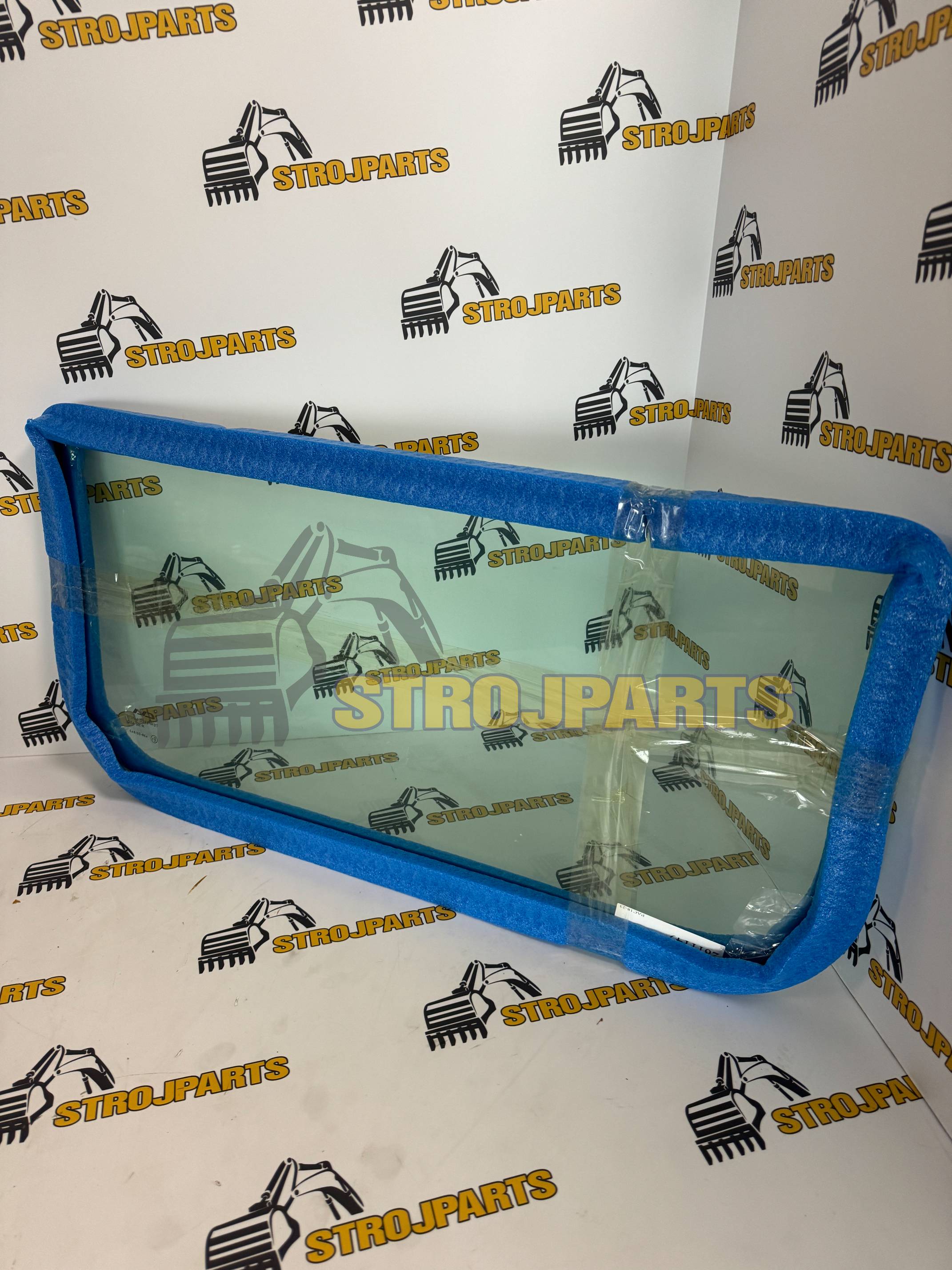 SKLO ČELNÍ SPODNÍ CAT