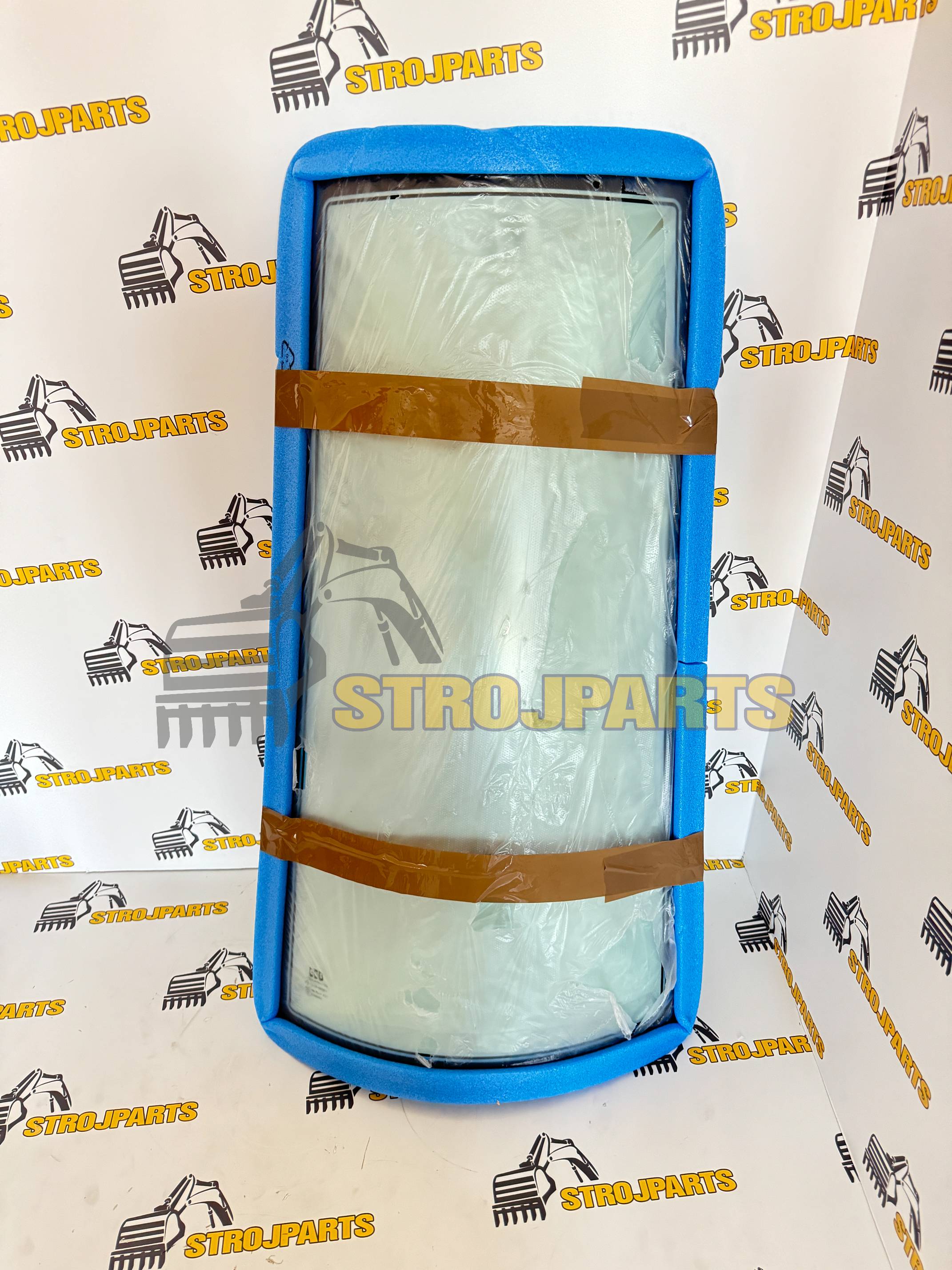 ZADNÍ SKLO PRAVÉ TVRZENÉ ZELENÉ SE SÍTOTISKEM JCB